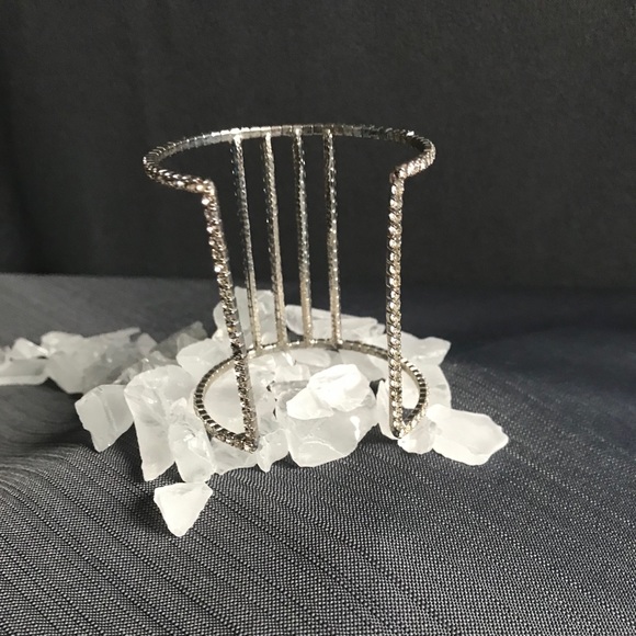 Guess diamond look bracelet - Picture 3 of 8